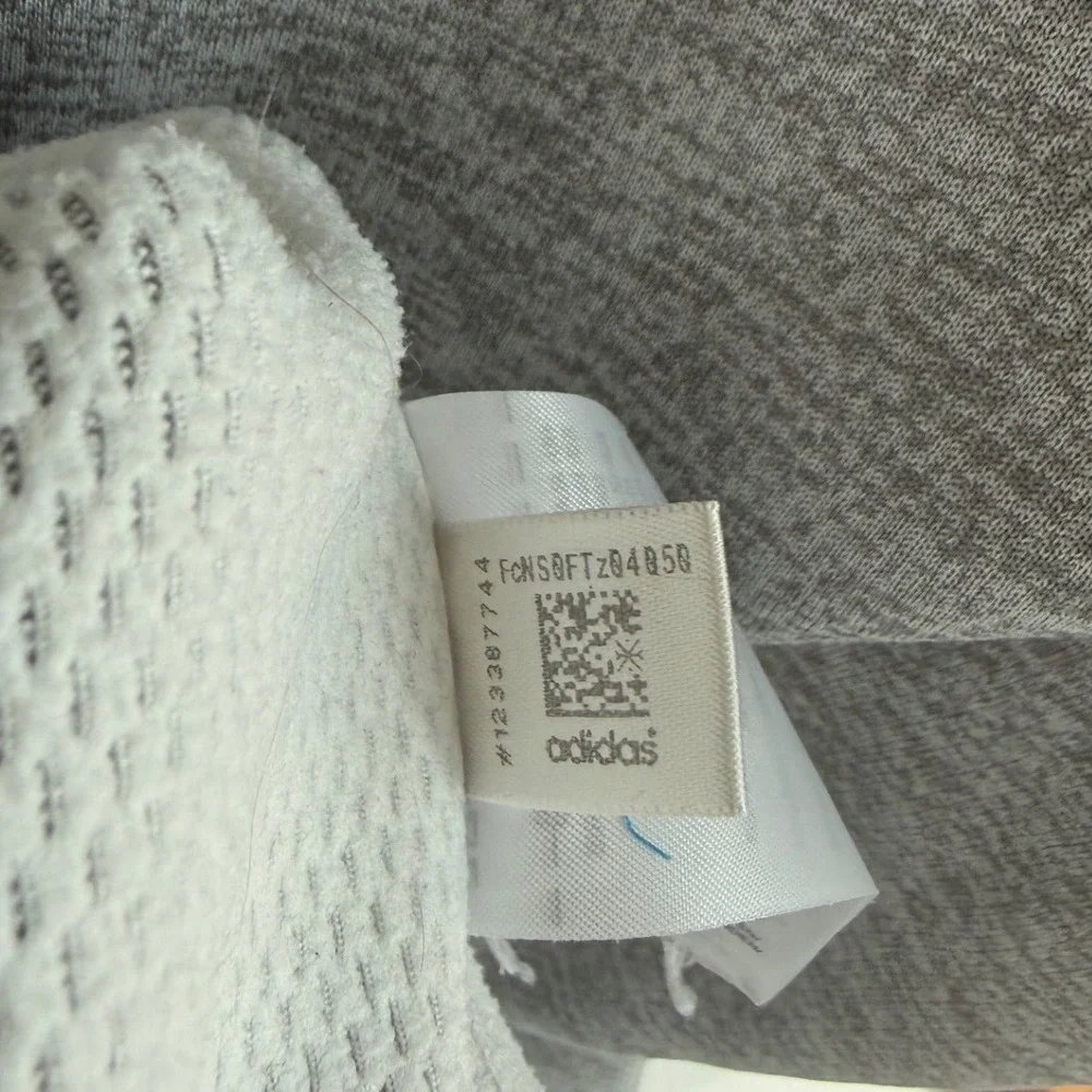 Adidas ID Stadium Multi-Language Graphic Hoodie Heather Grey Mens XL Pullover